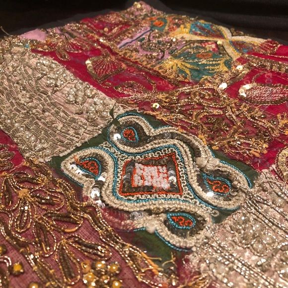 Vintage Hand Embroidered Zari Cushion Cover ♥️ - Picture 4 of 10